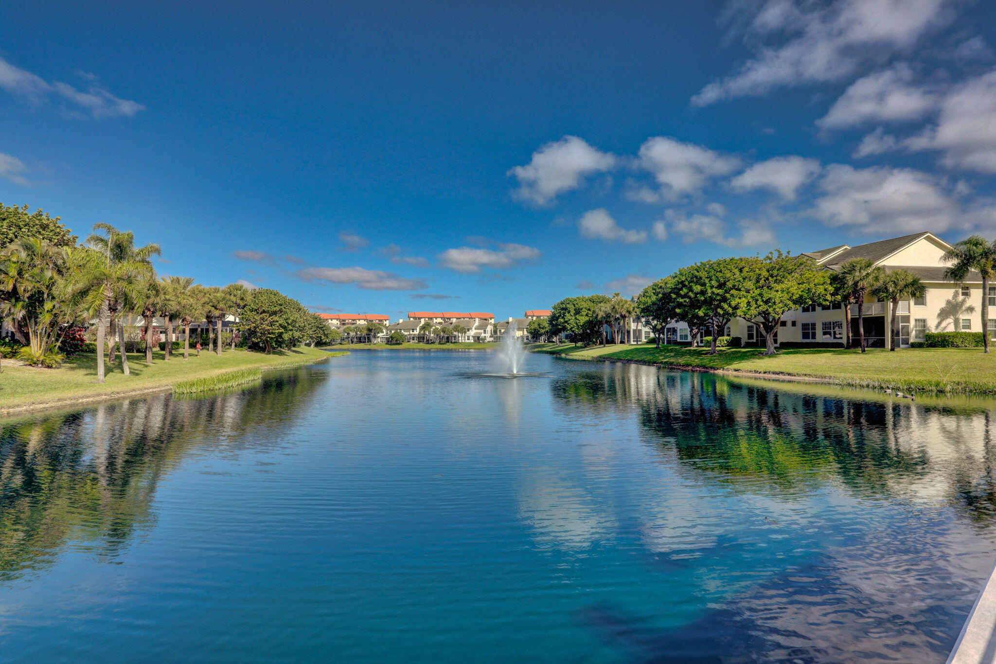 SEA COLONY 1 - Residential Lease