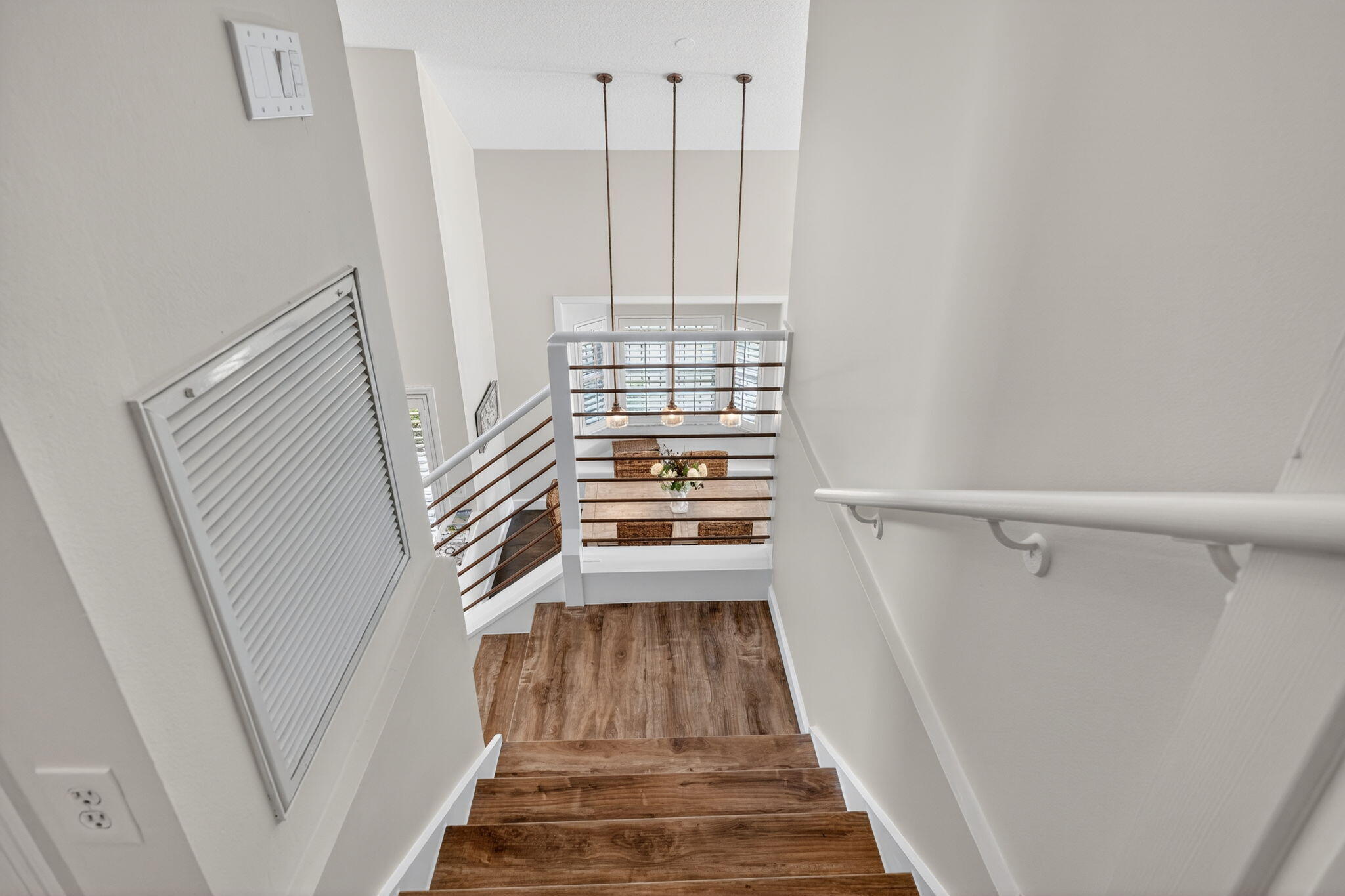 SEA COLONY 1 - Residential Lease