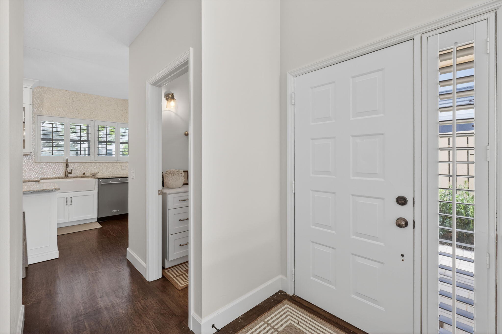 SEA COLONY 1 - Residential Lease