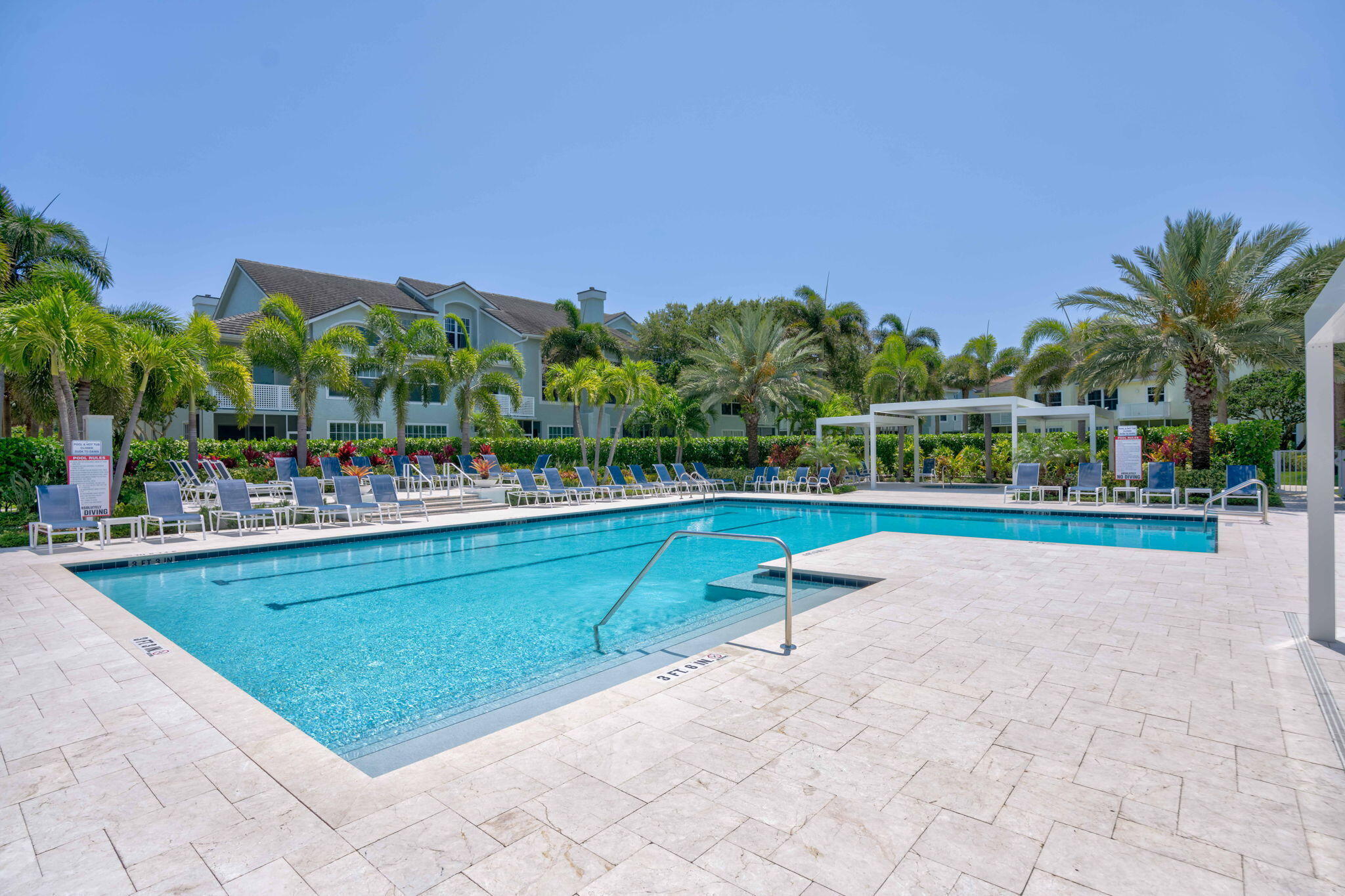 SEA COLONY 1 - Residential Lease