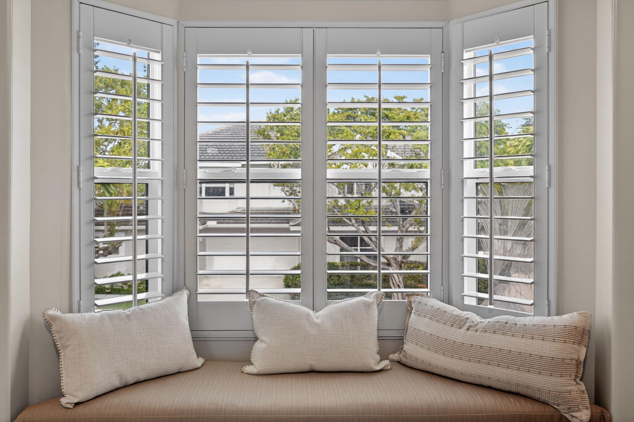 SEA COLONY 1 - Residential Lease