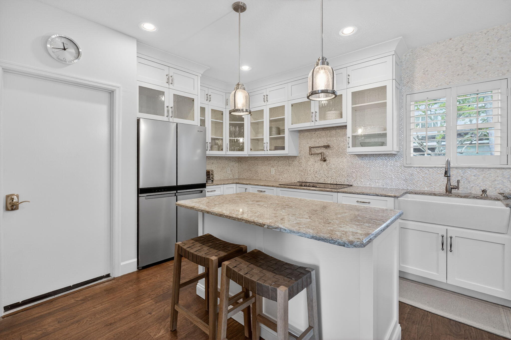 SEA COLONY 1 - Residential Lease