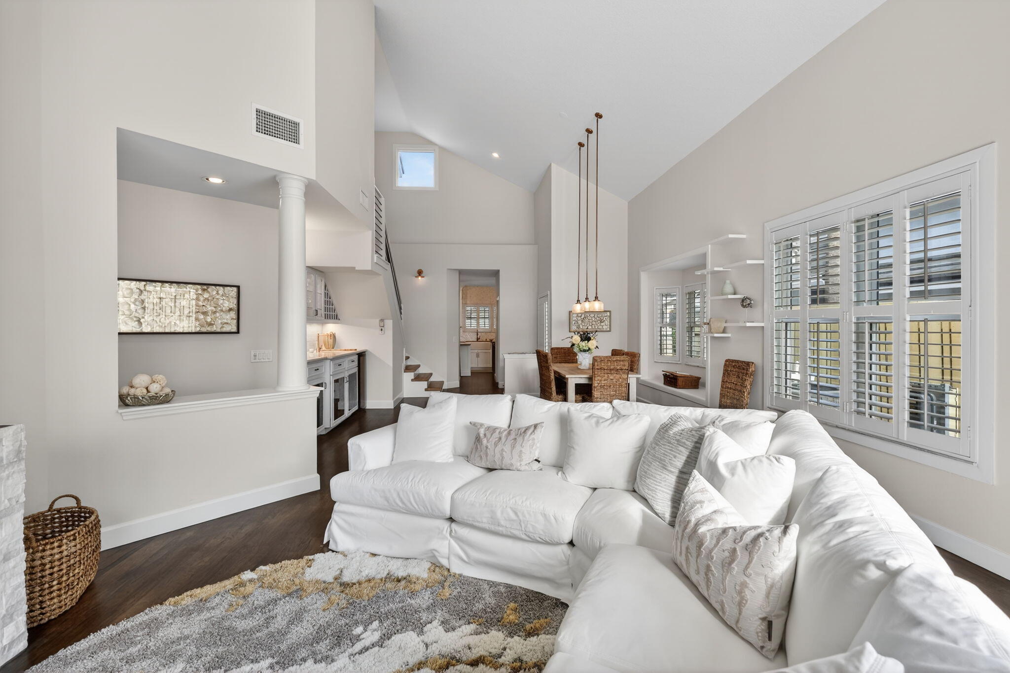 SEA COLONY 1 - Residential Lease
