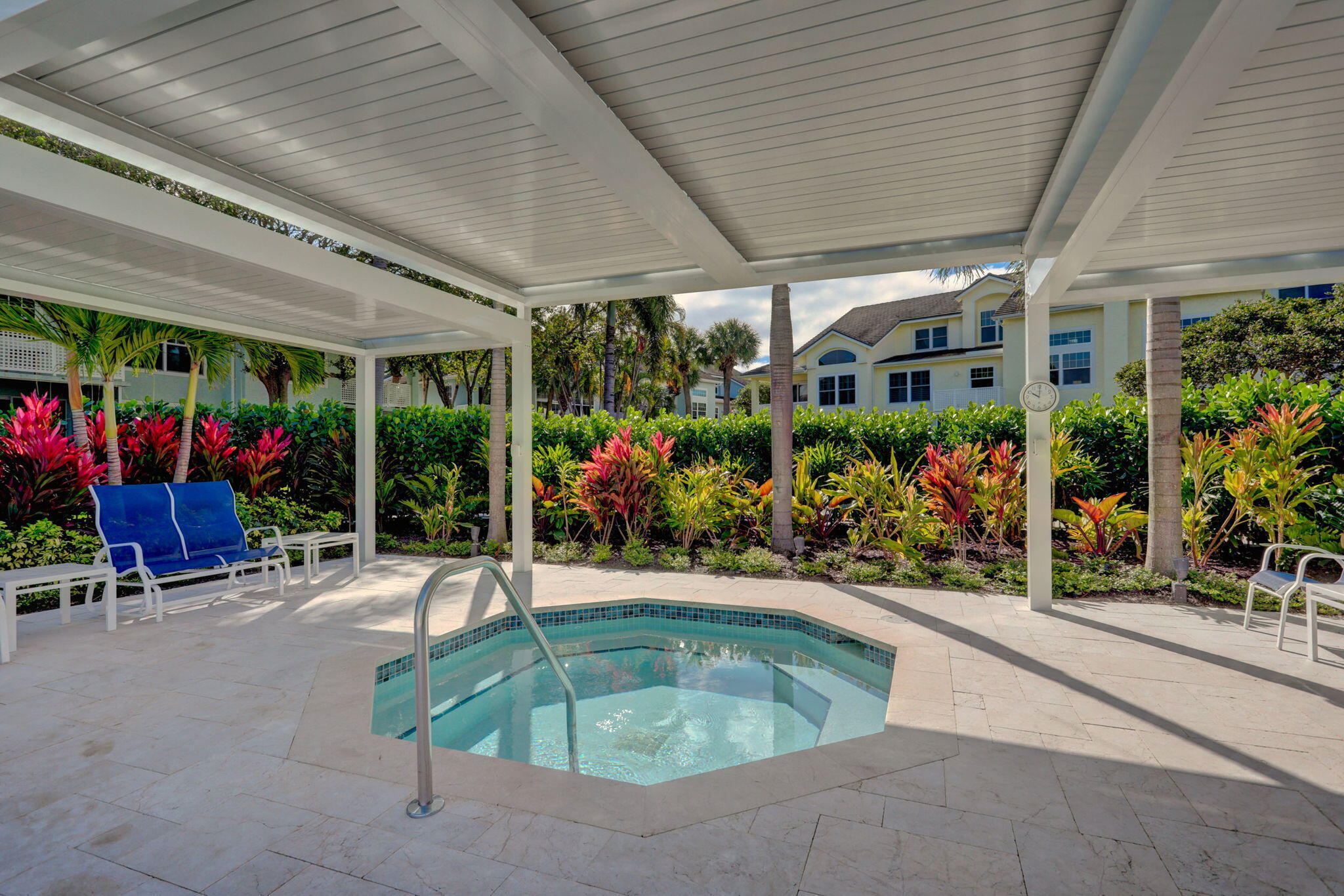 SEA COLONY 1 - Residential Lease