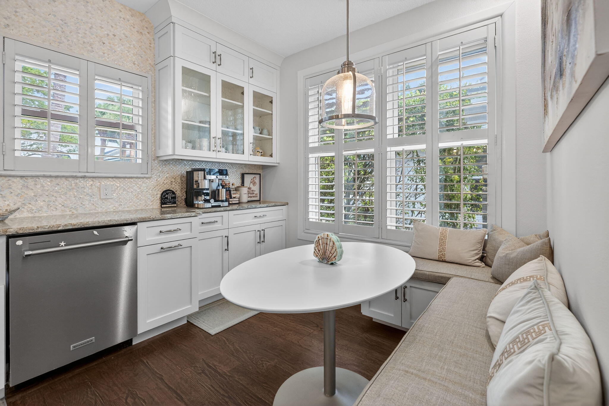 SEA COLONY 1 - Residential Lease