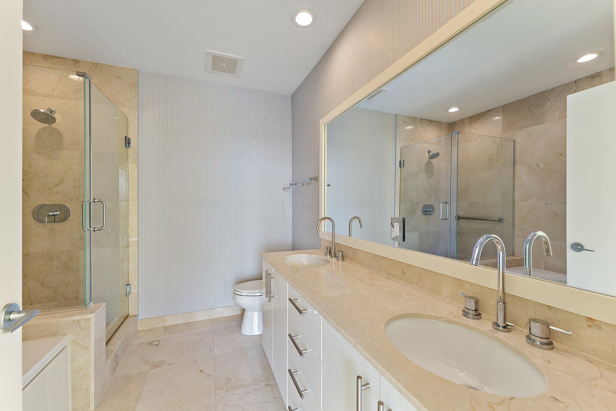 CITYPLACE SOUTH TOWER CON - Residential