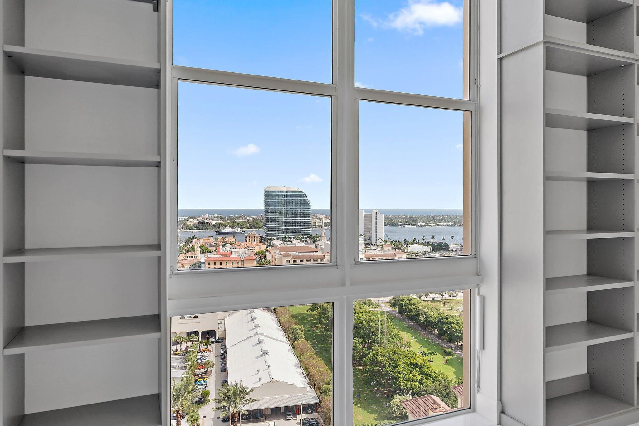 CITYPLACE SOUTH TOWER CON - Residential