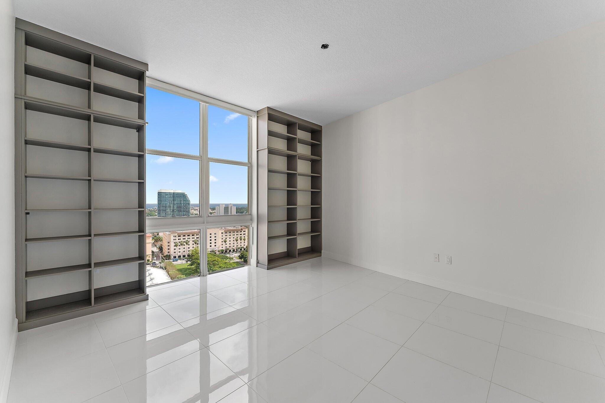 CITYPLACE SOUTH TOWER CON - Residential