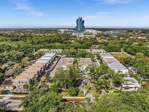 4110 N Oak Place Dania Beach FL 33314