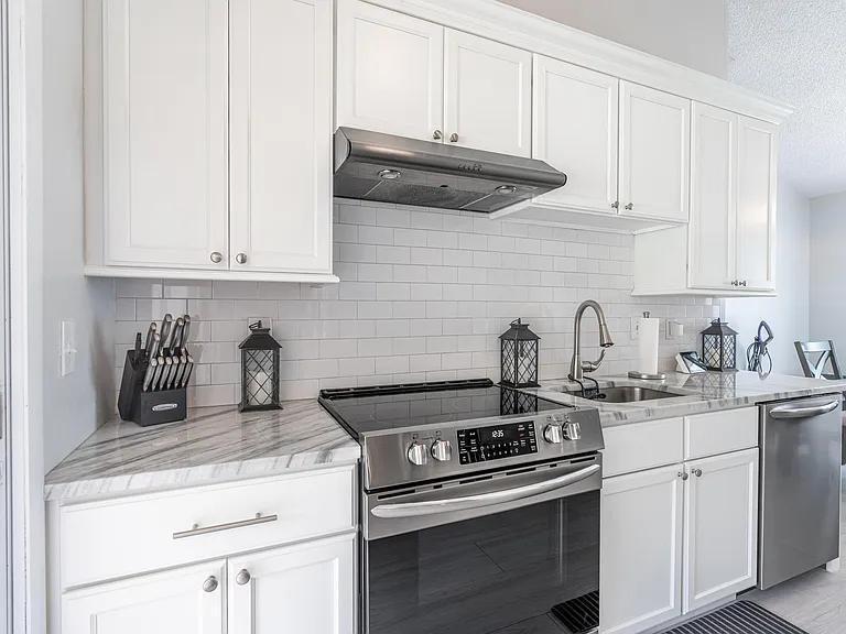 PORT ST LUCIE SECTION 52 - Residential