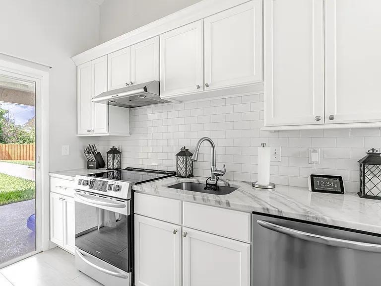 PORT ST LUCIE SECTION 52 - Residential