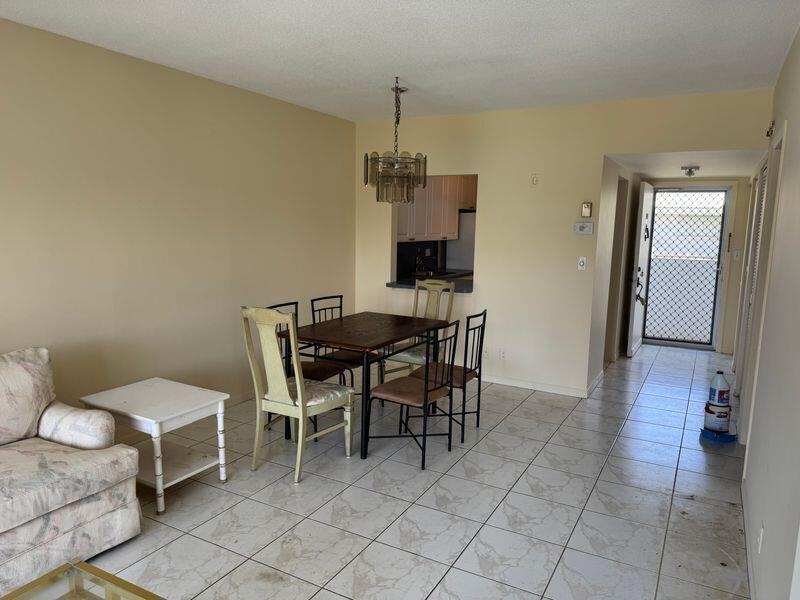 5501 NW 2nd Avenue NW 304