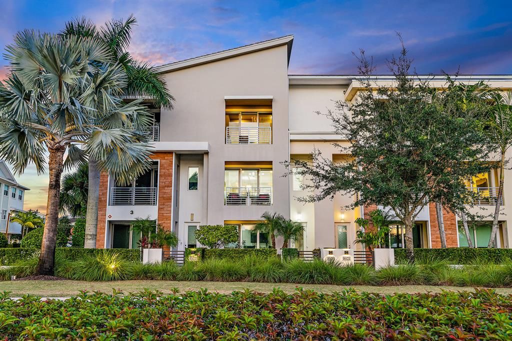 Photo of 13342 Alton Road, Palm Beach Gardens, FL 33418 (MLS # R10868110)