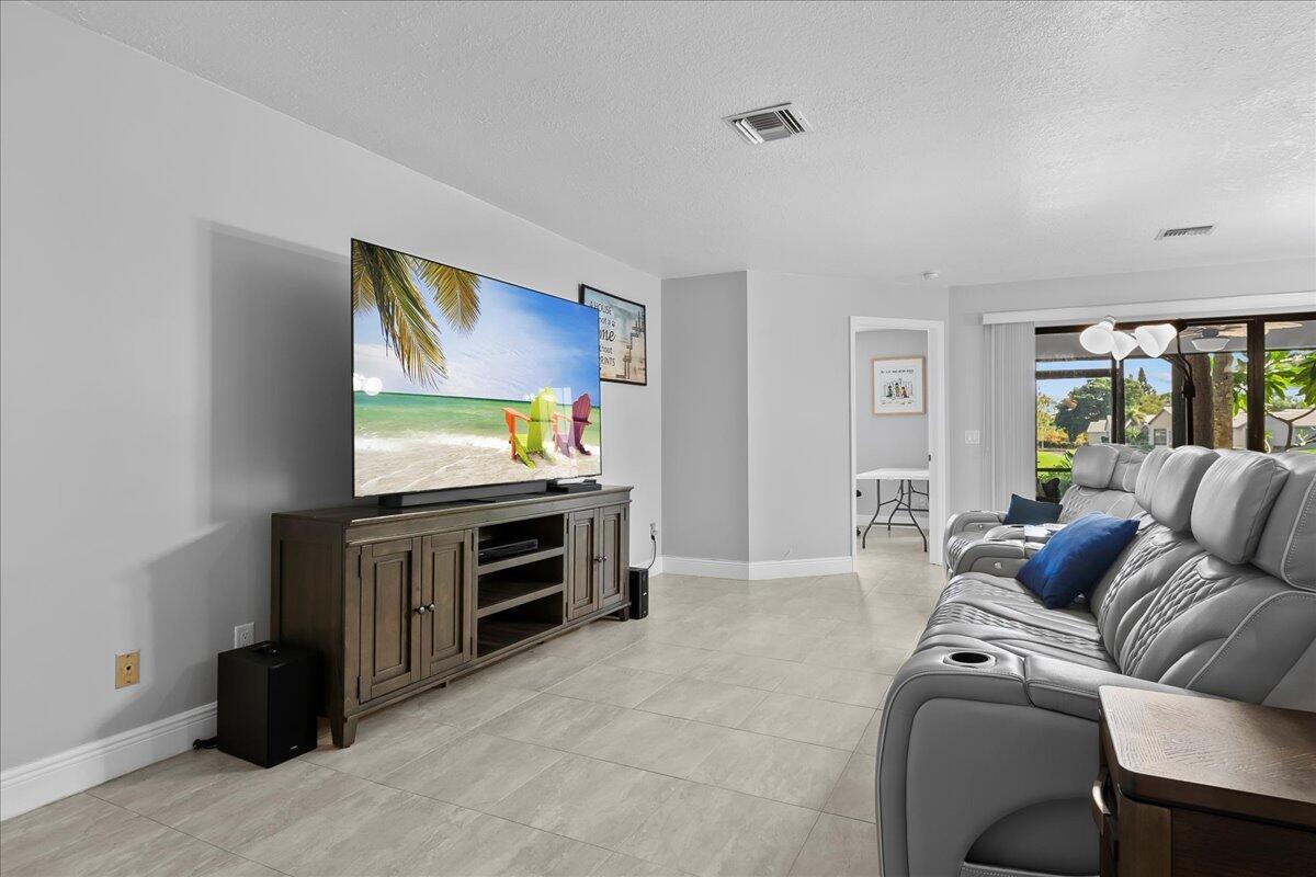 CROSSWINDS AT RIVER BRIDG - Residential