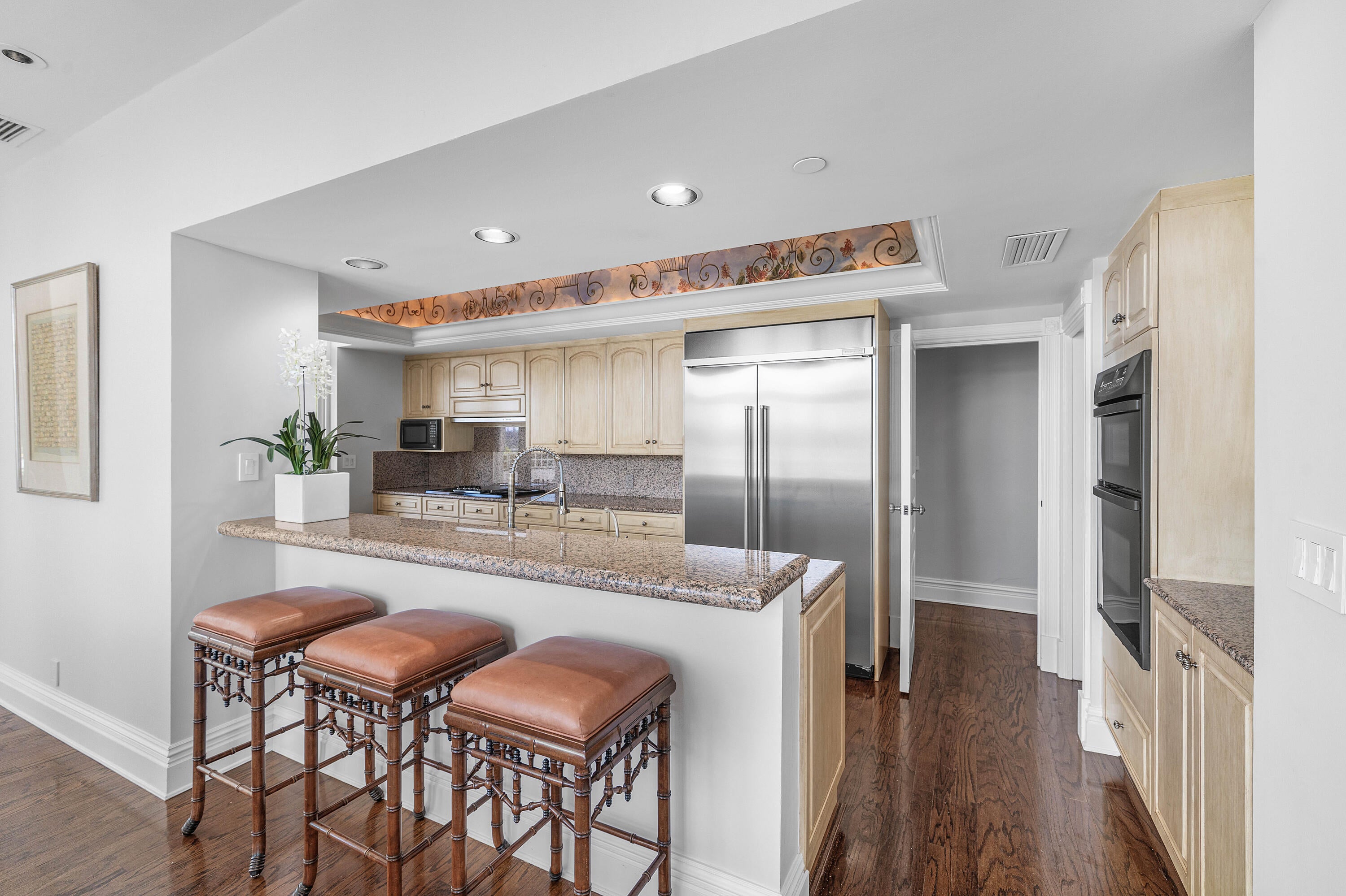 300 SE 5TH Avenue 1030