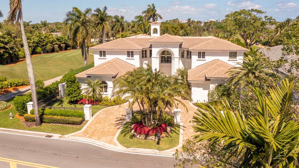 ROYAL PALM YACHT & COUNTRY CLUB - Residential