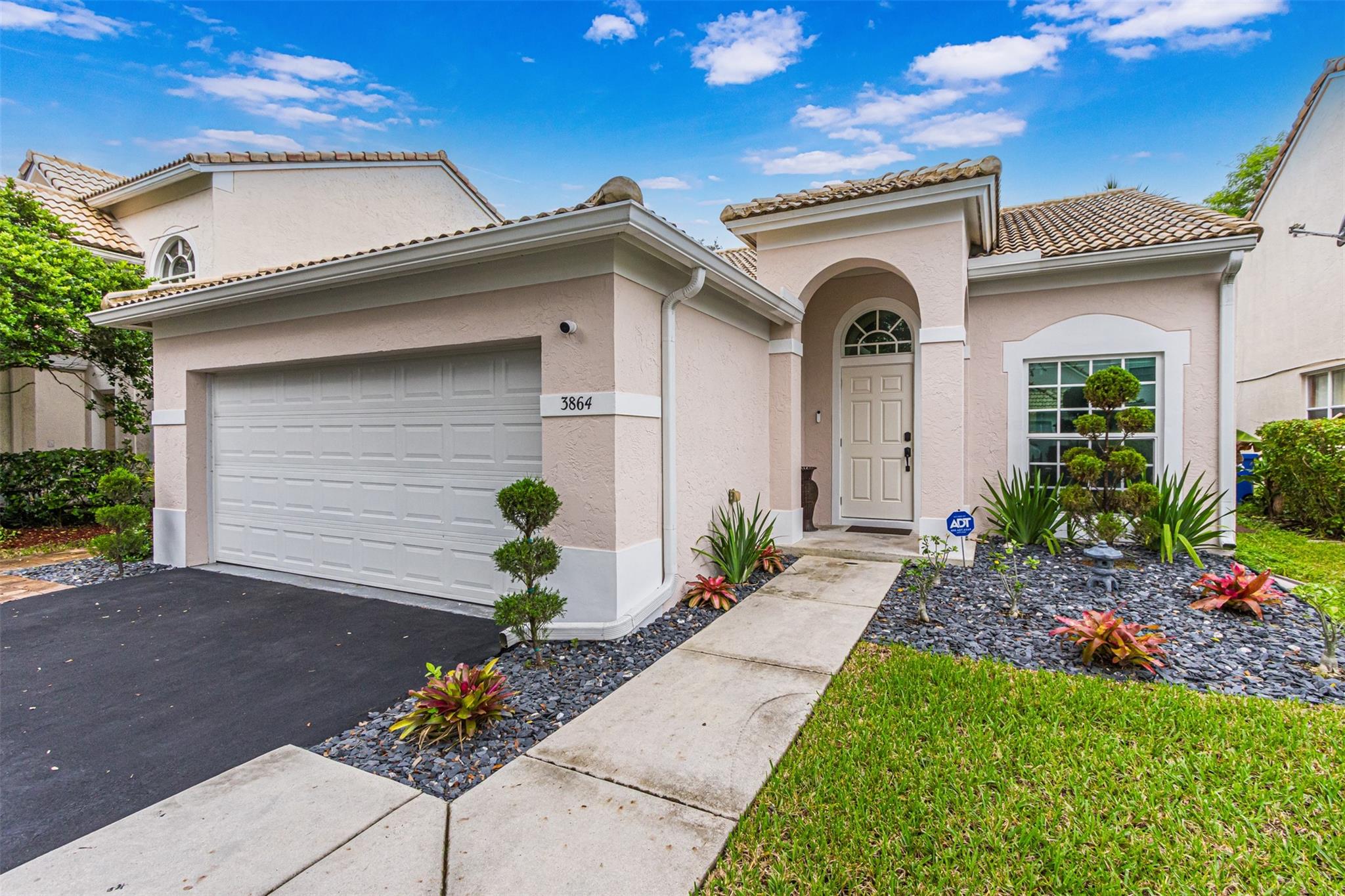 Woodside Estates 127-10 B - Residential