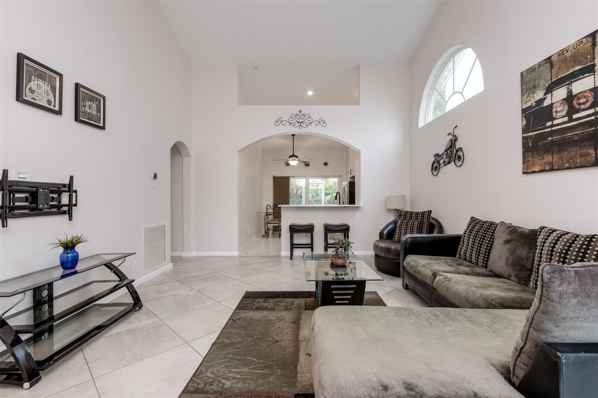 Woodside Estates 127-10 B - Residential