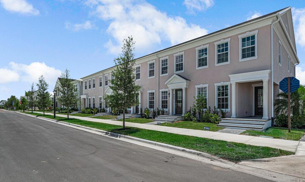 Newfield Crossroads - Residential Lease