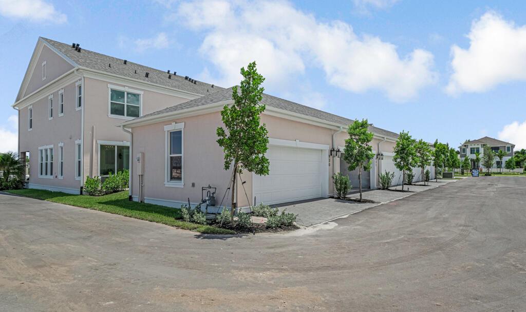 Newfield Crossroads - Residential Lease