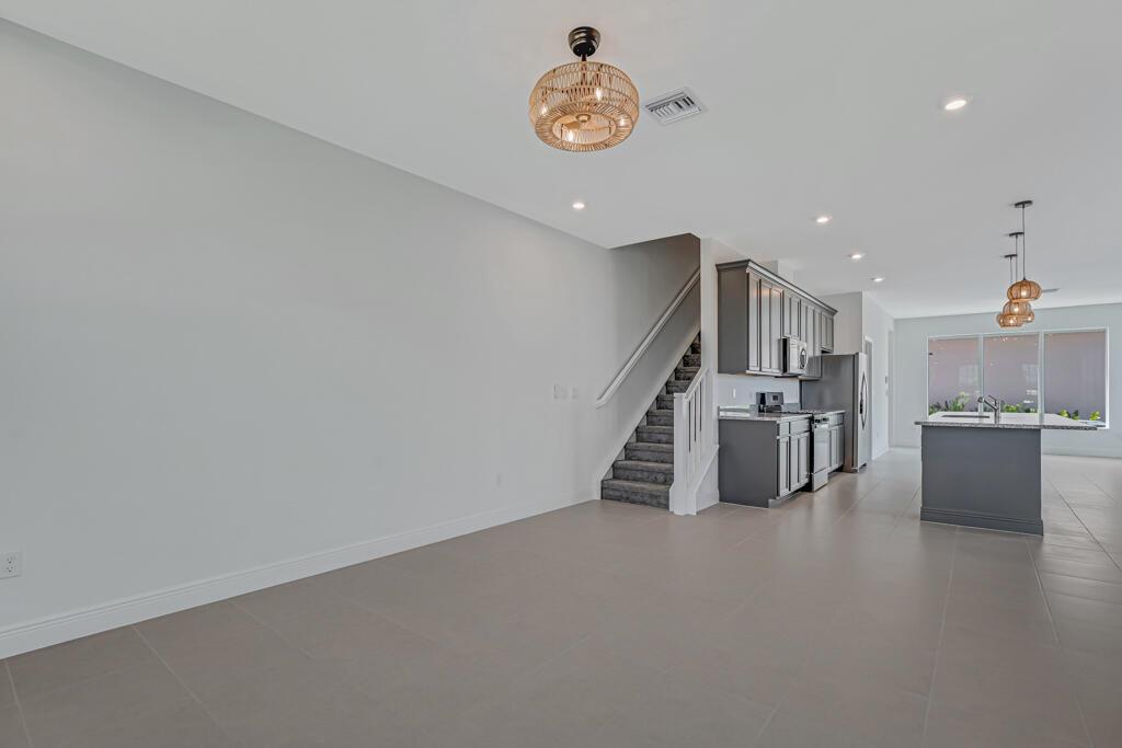 Newfield Crossroads - Residential Lease