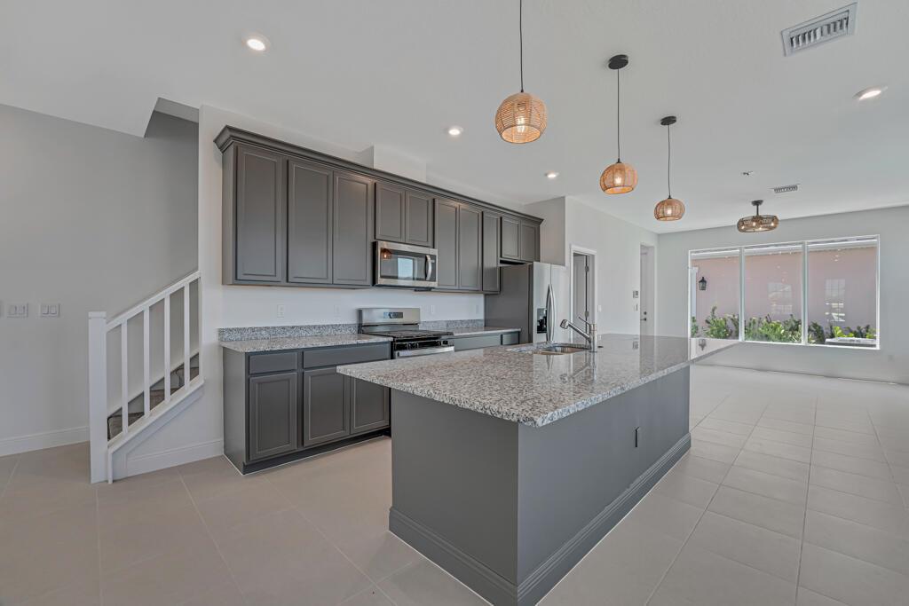 Newfield Crossroads - Residential Lease