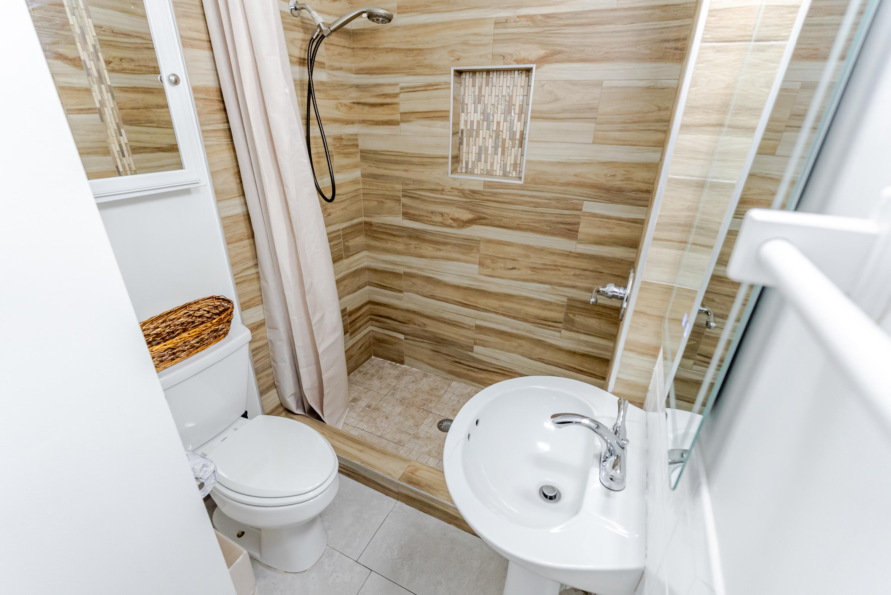 LAKE WORTH TOWN OF - Residential