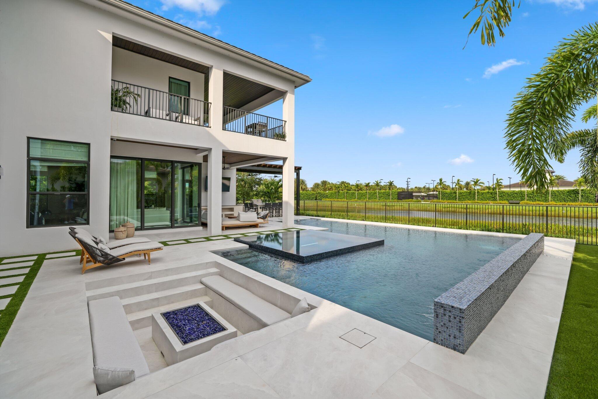 BOCA BRIDGES - Residential