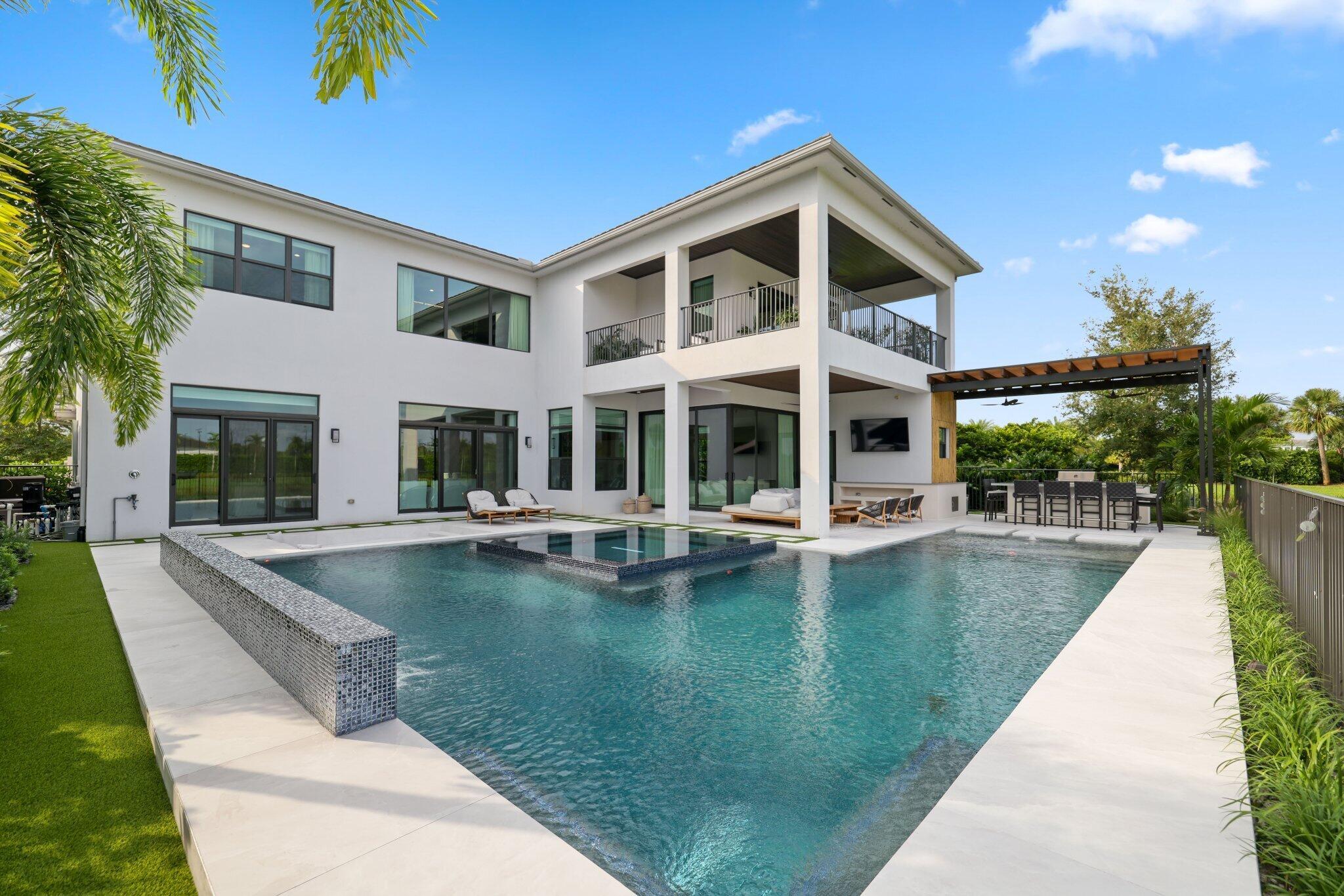 BOCA BRIDGES - Residential