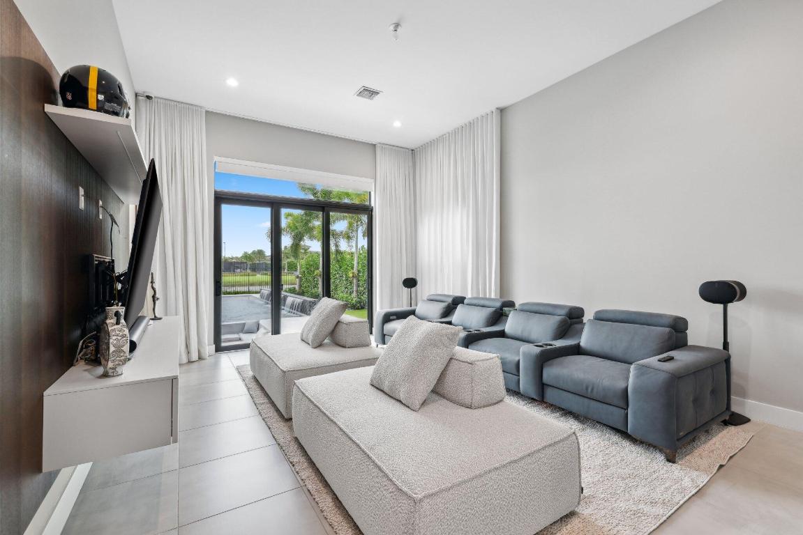 BOCA BRIDGES - Residential