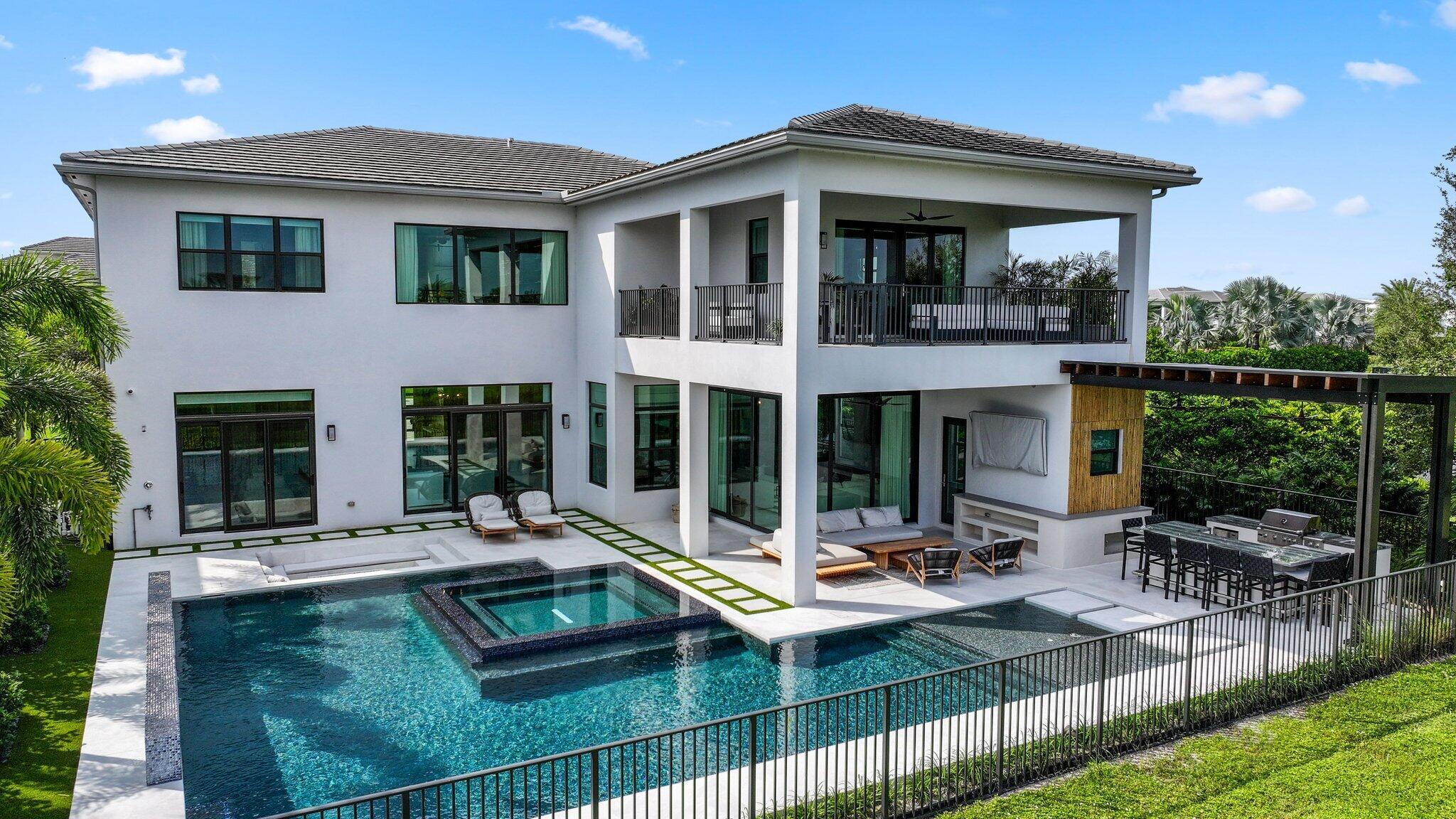 BOCA BRIDGES - Residential