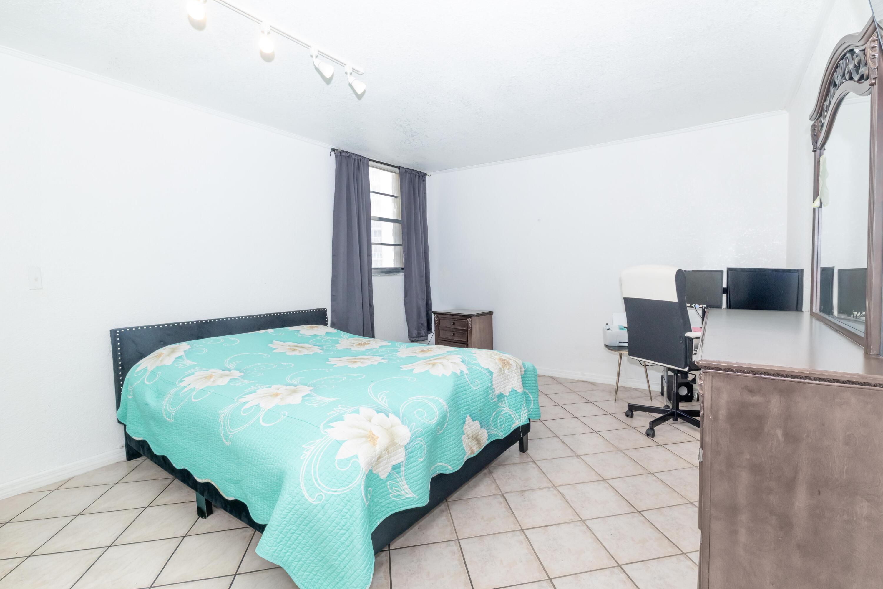 HALF MOON TOWERS CONDO - Residential