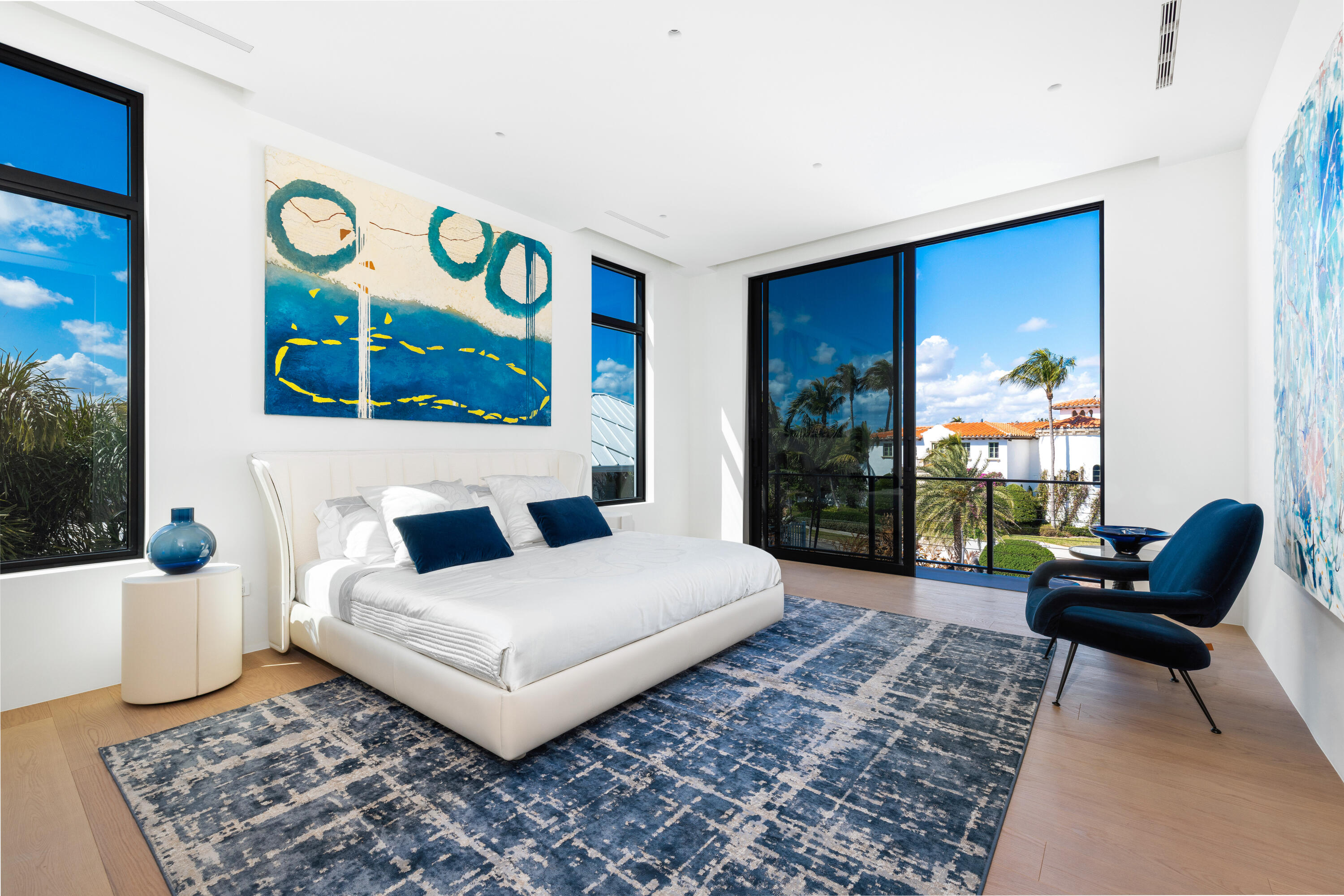 BEACH SHORES - Residential