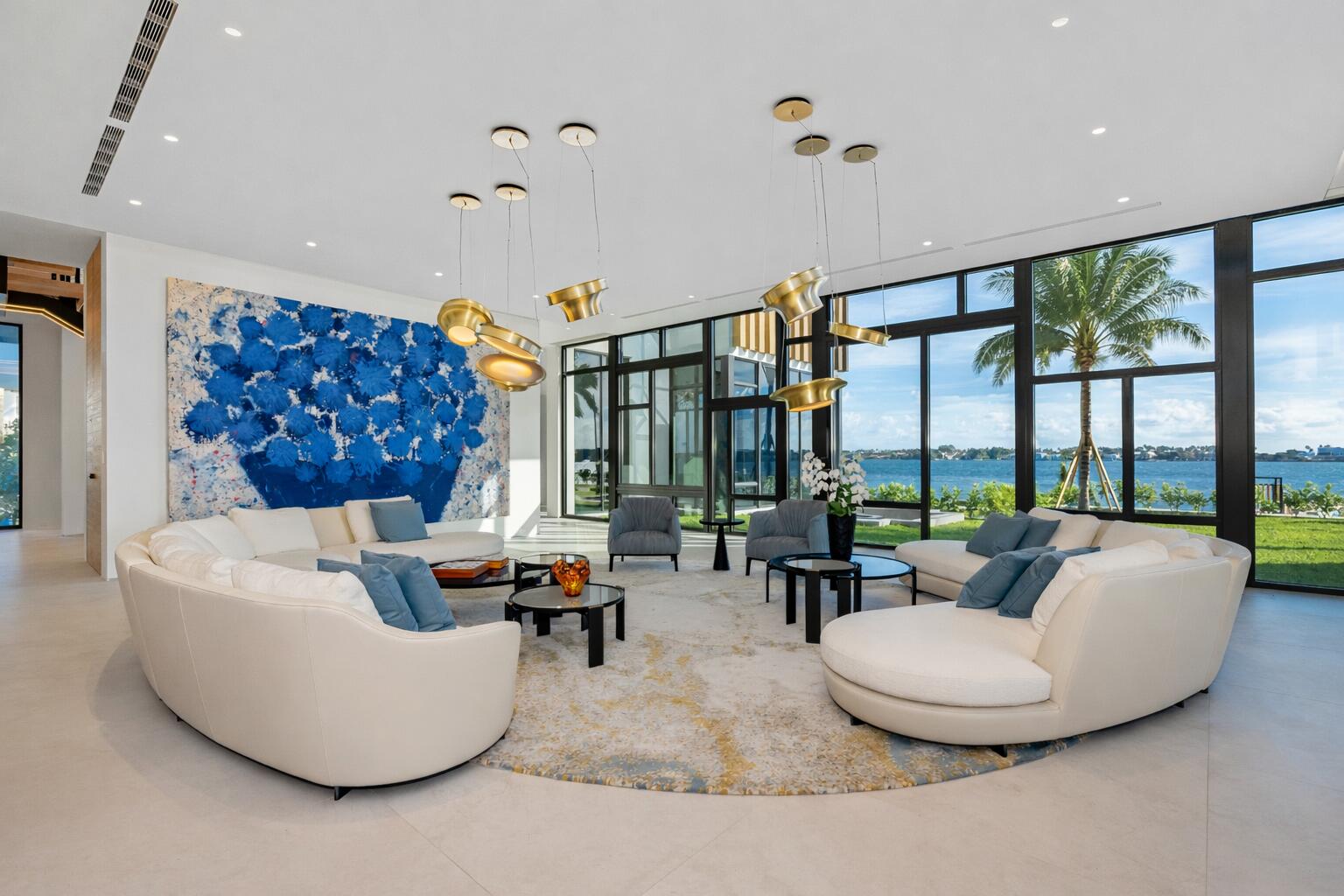 BEACH SHORES - Residential