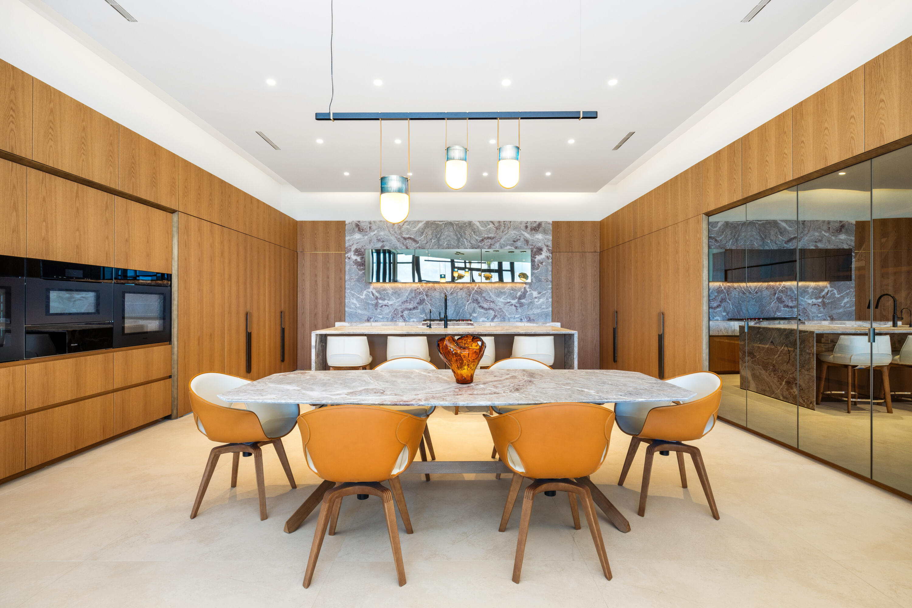 BEACH SHORES - Residential