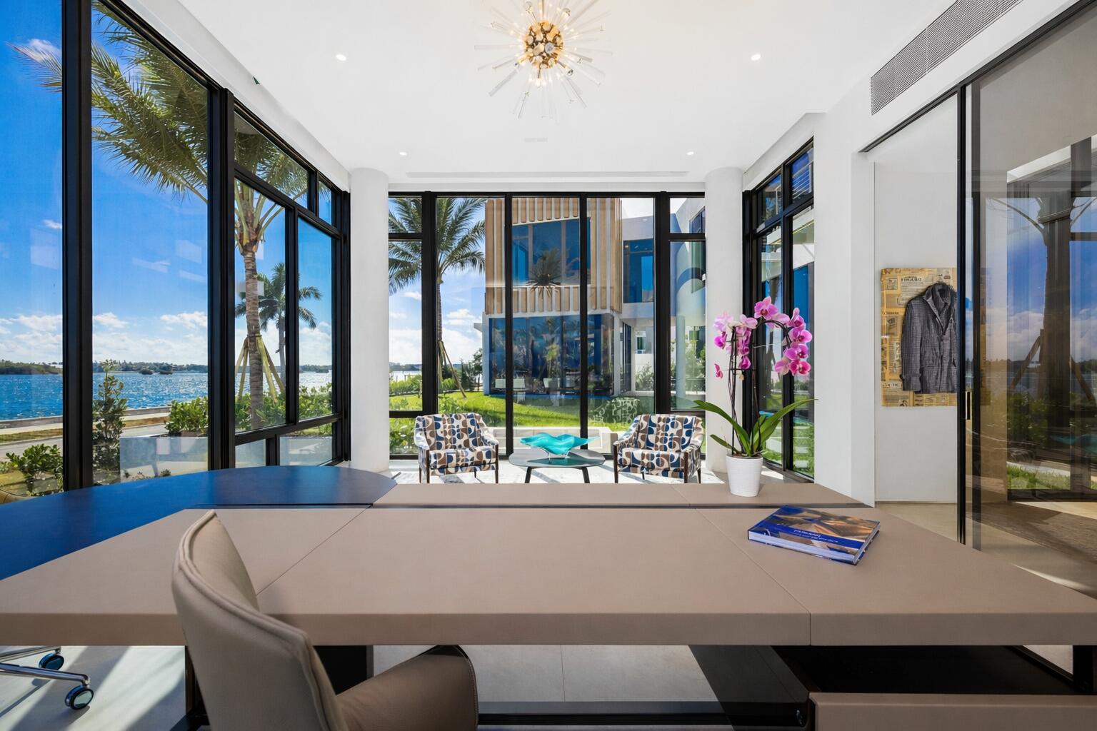 BEACH SHORES - Residential