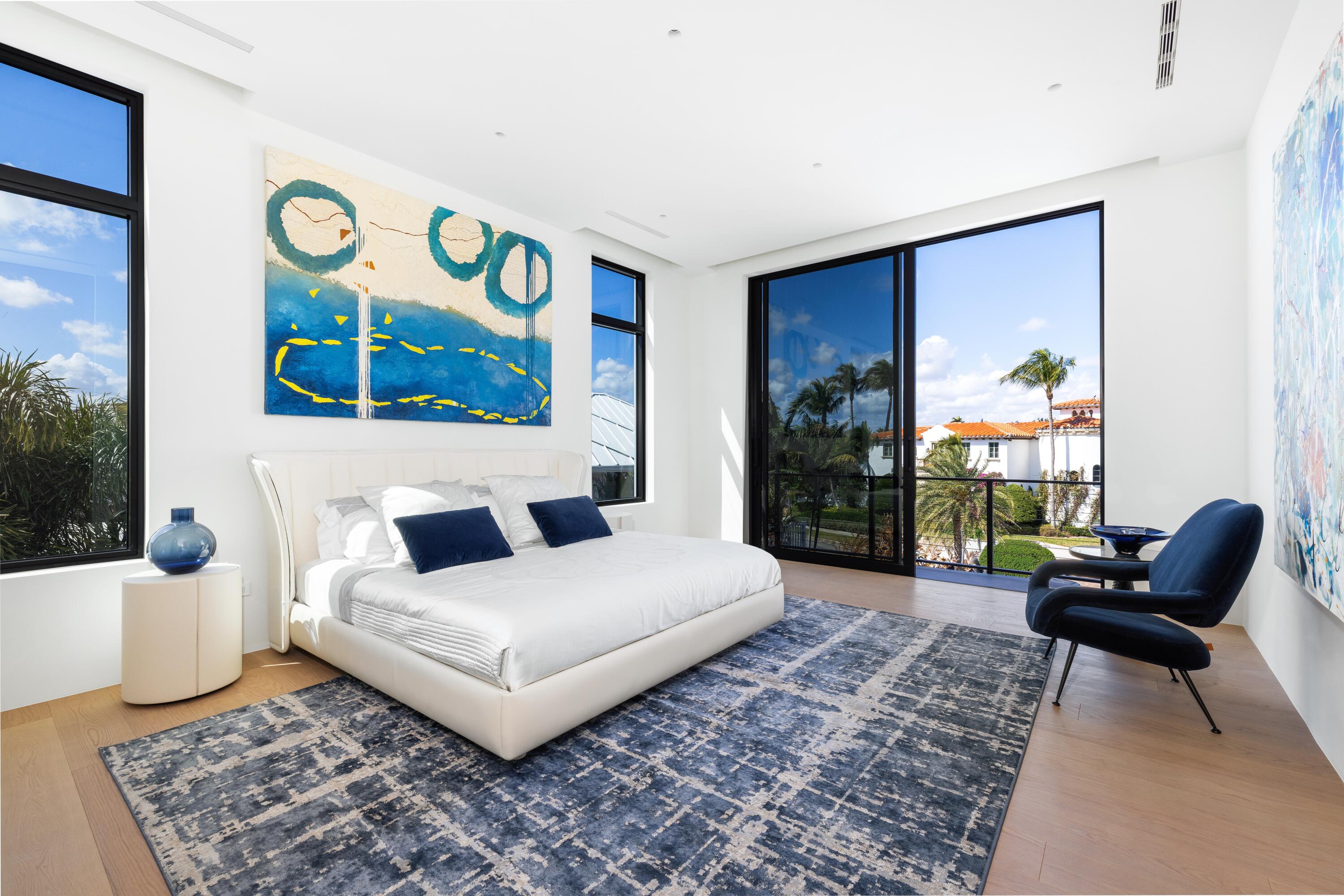 BEACH SHORES - Residential