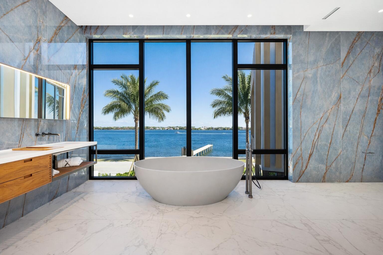 BEACH SHORES - Residential