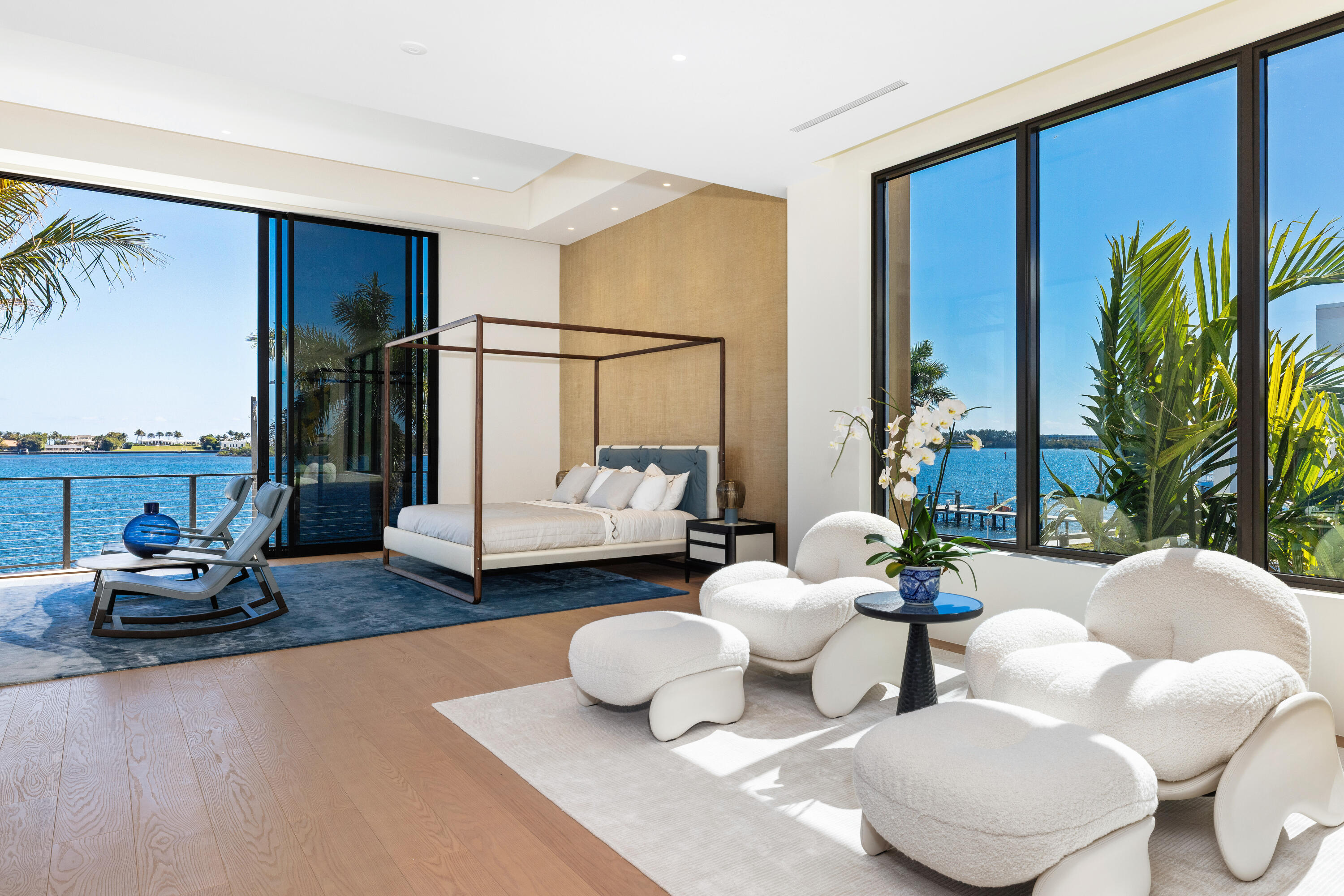 BEACH SHORES - Residential