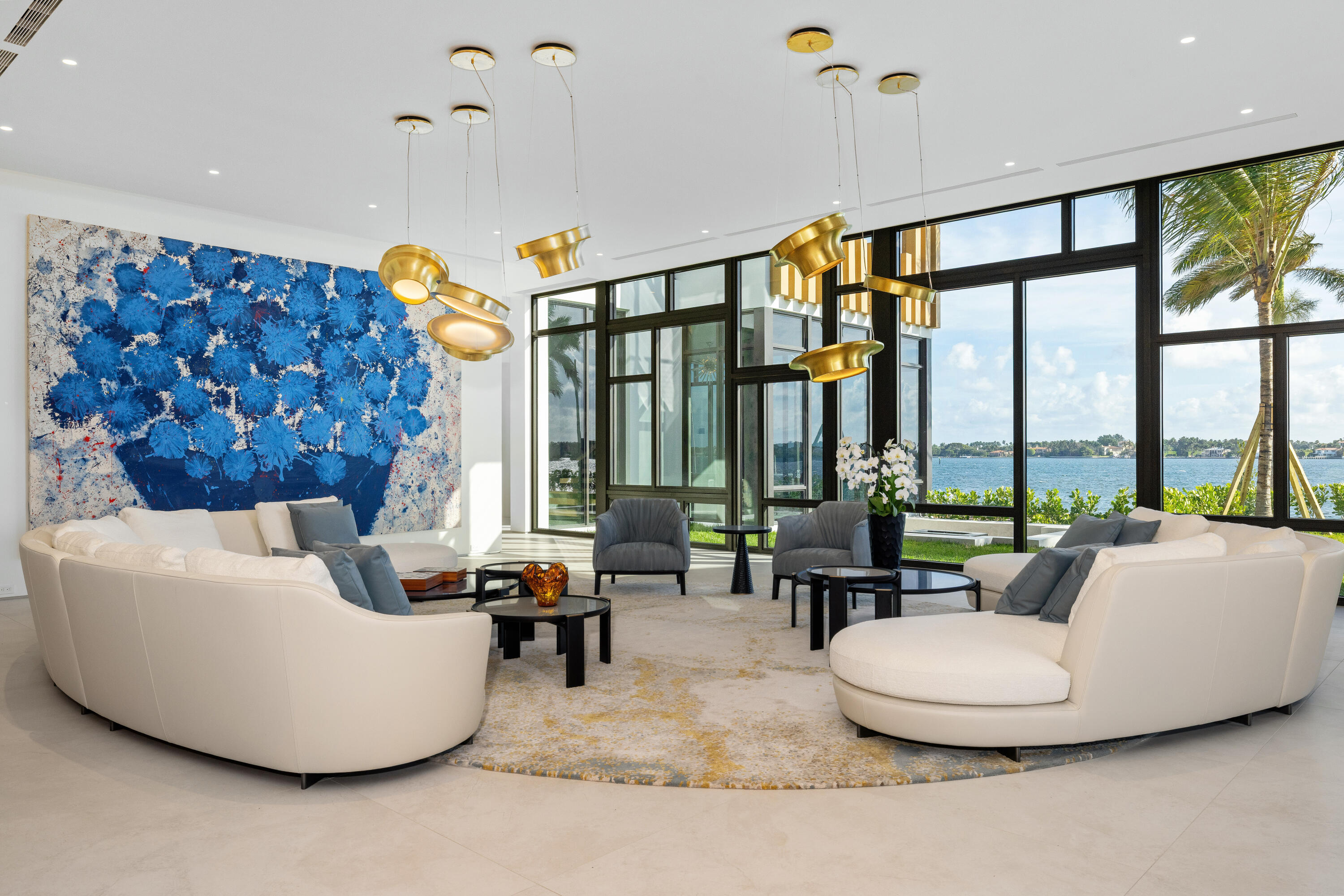 BEACH SHORES - Residential