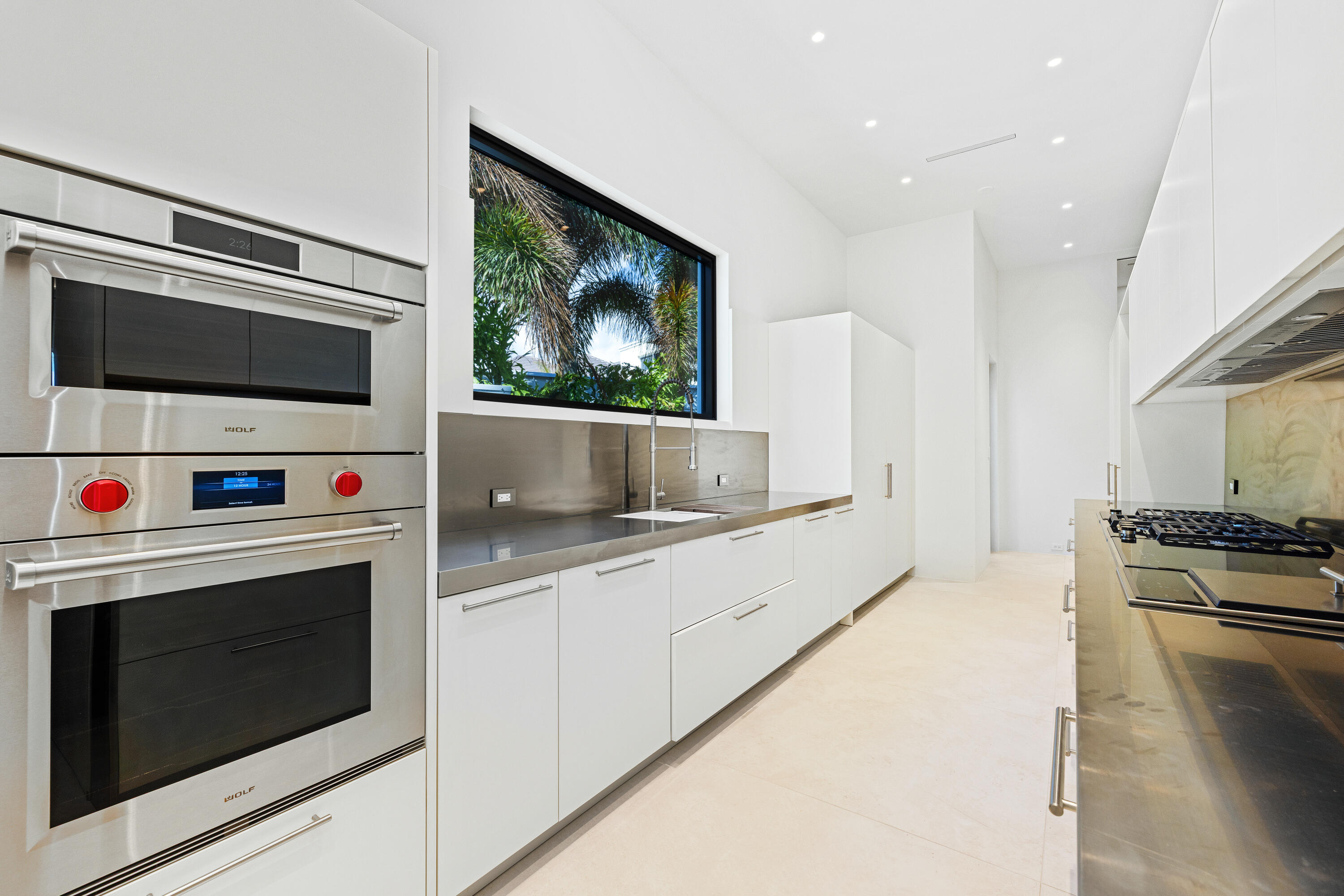 BEACH SHORES - Residential