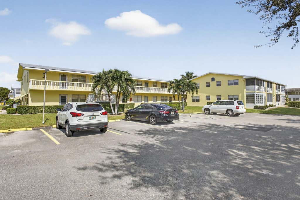 Photo of 100 SHEFFIELD E, West Palm Beach, FL 33417 (MLS # B26061321)