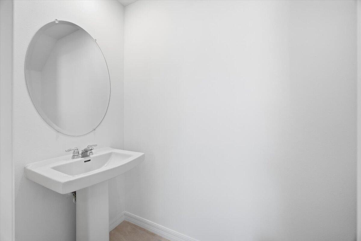 WESTVIEW POD A PHASE 3 - Residential Lease