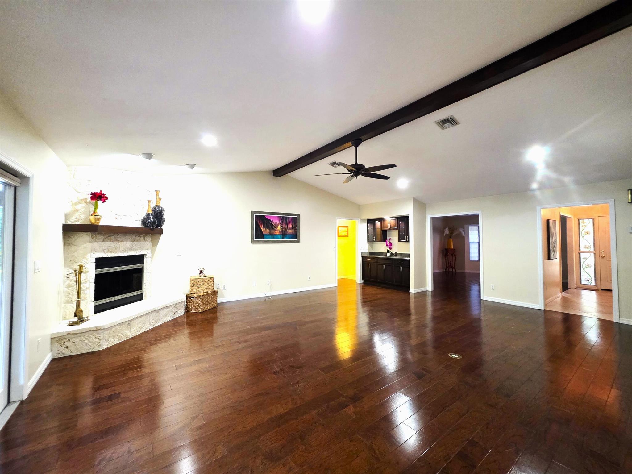 COUNTRY WALK SUB - Residential Lease