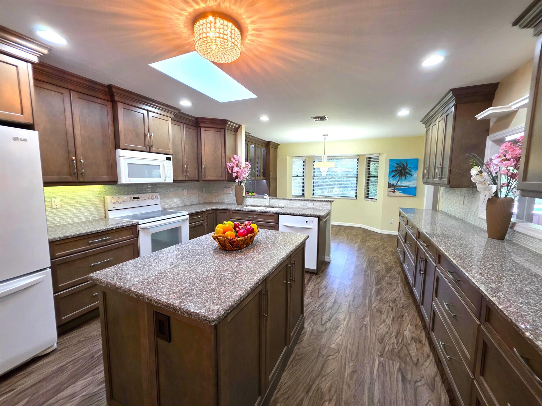 COUNTRY WALK SUB - Residential Lease