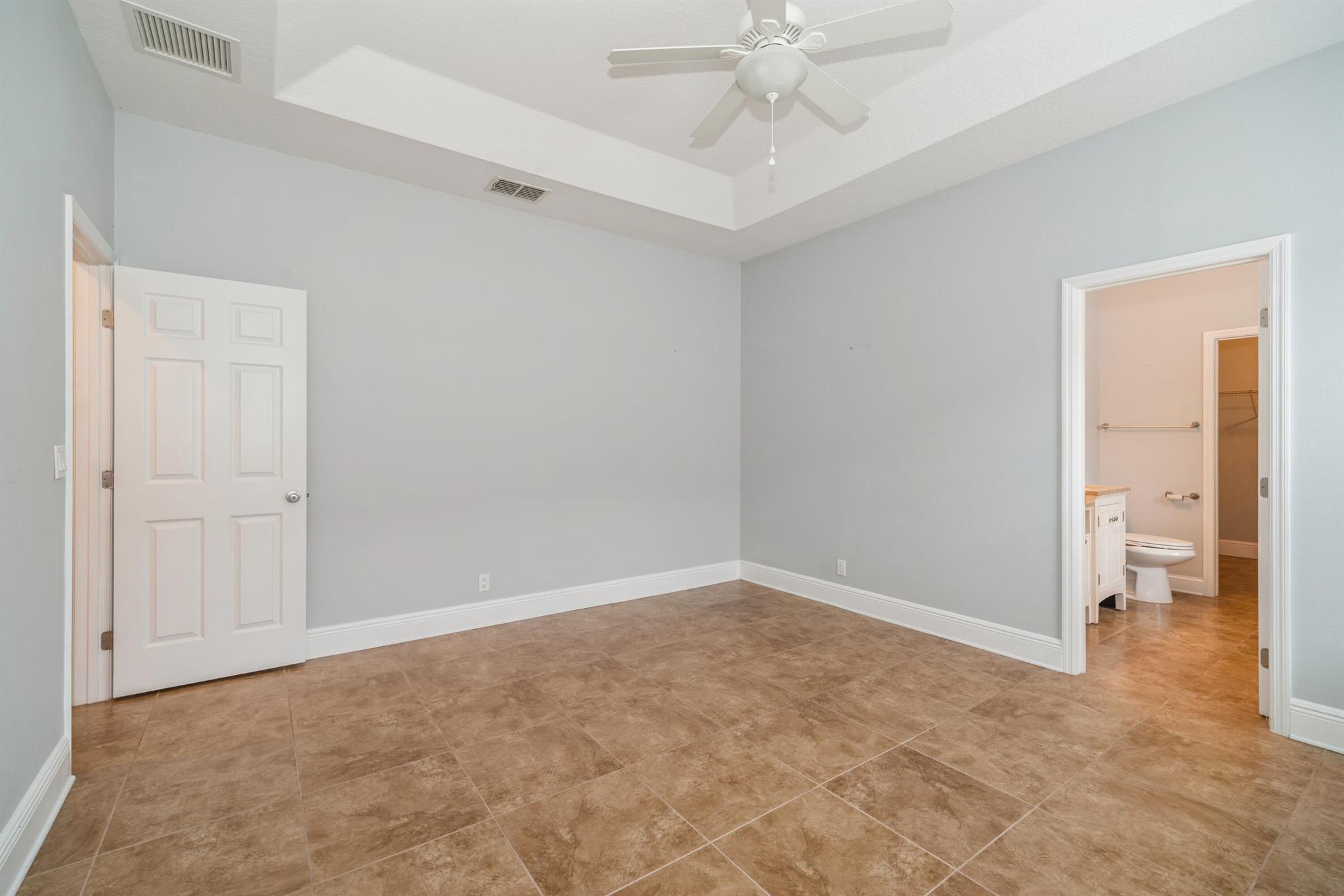 POINTE WEST CENTRAL VILLA - Residential Lease