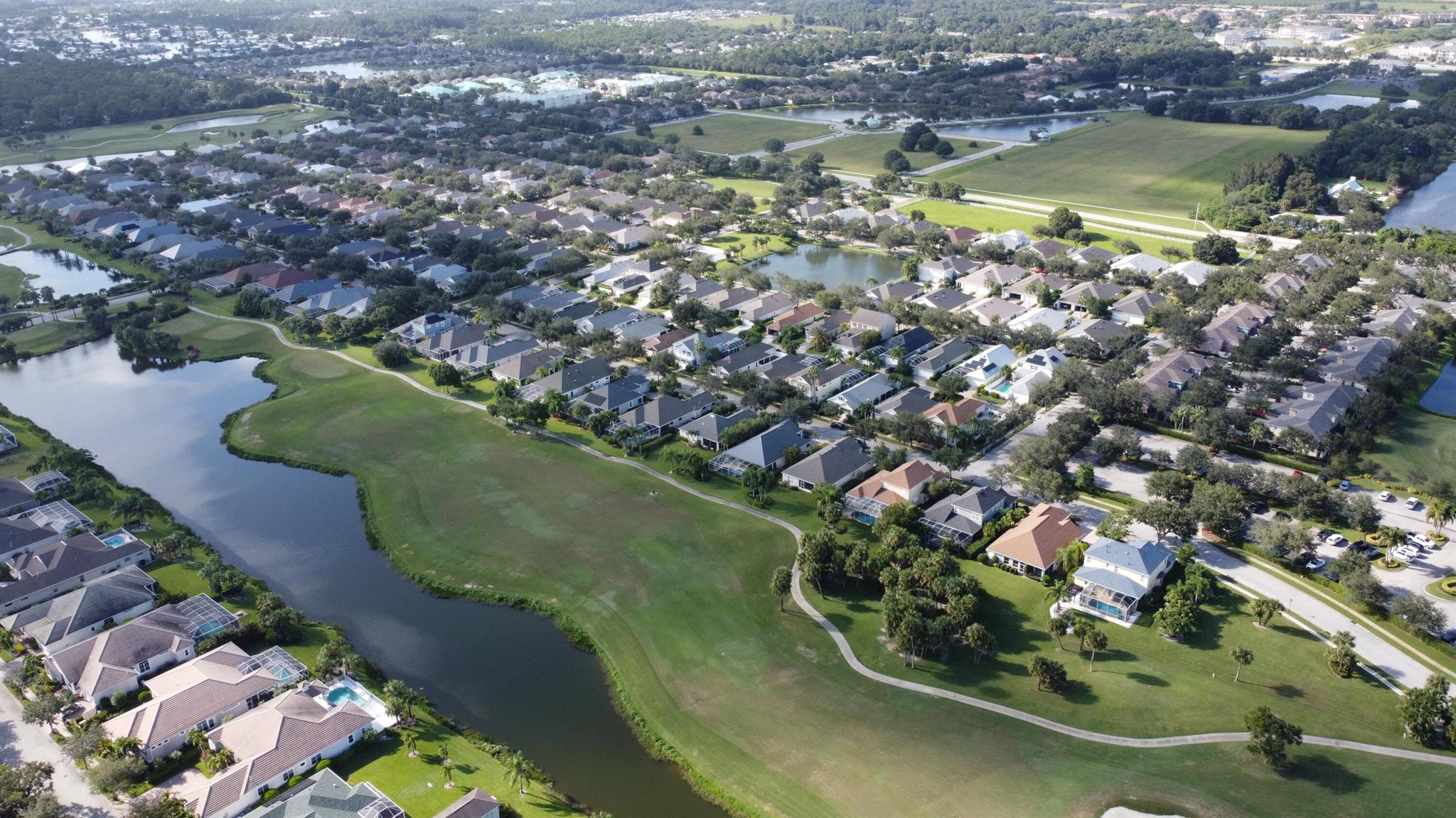POINTE WEST CENTRAL VILLA - Residential Lease