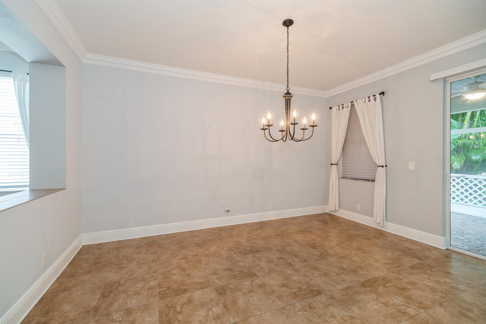 POINTE WEST CENTRAL VILLA - Residential Lease