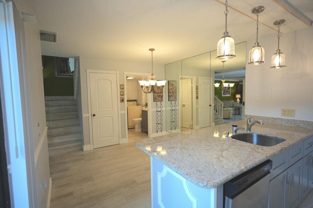 Photo of 1207 12th Court, Jupiter, FL 33477 (MLS # R11009628)