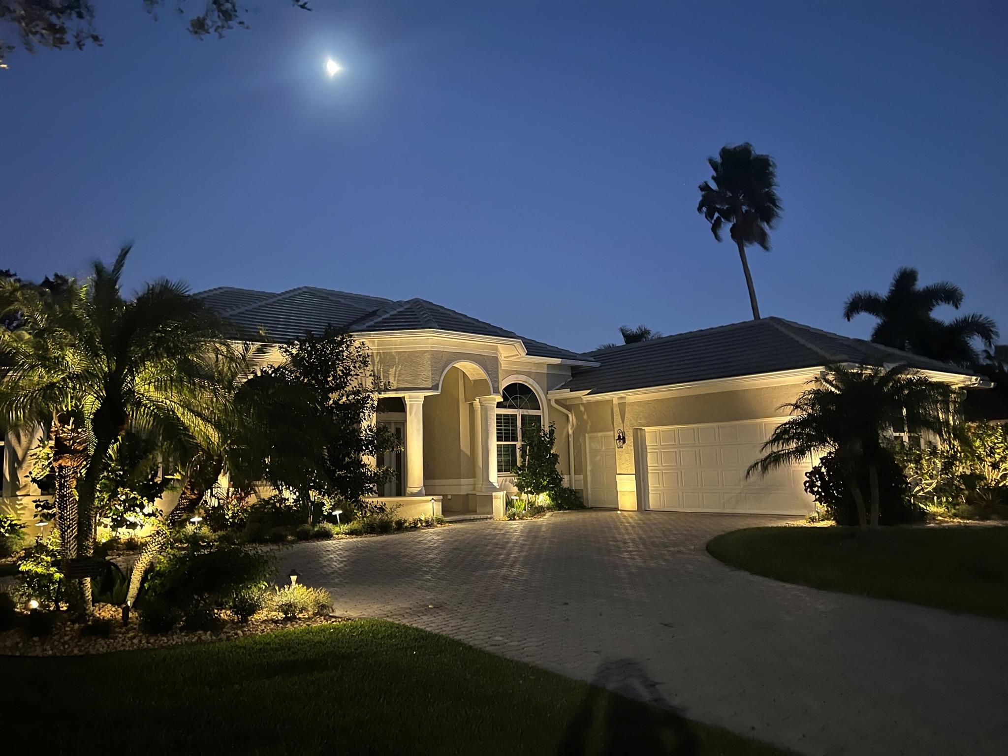 MONARCH - Residential